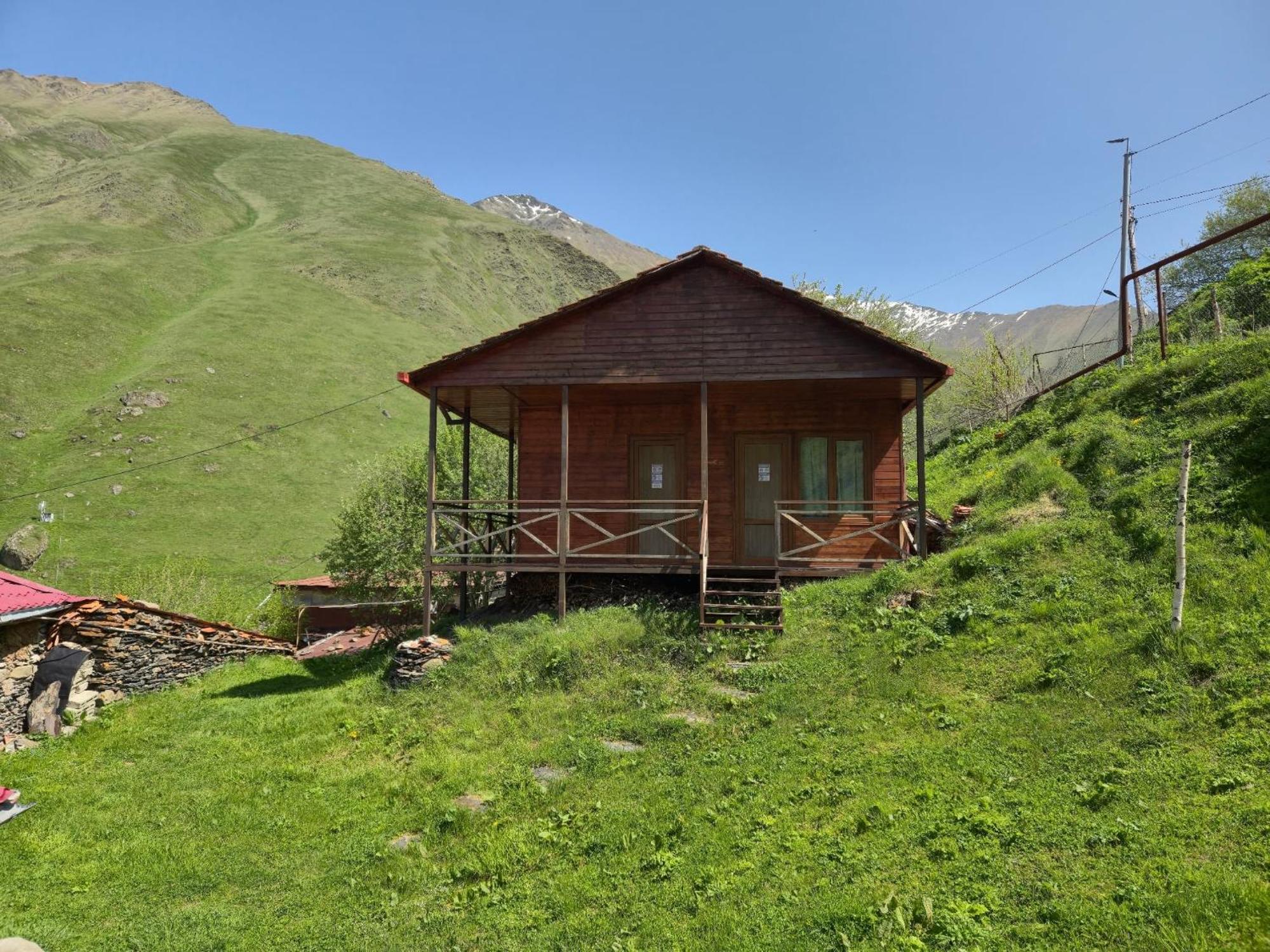 B & B Juta Kazbegi Eksteriør bilde